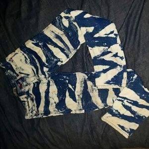 Cute skinny blue jeans